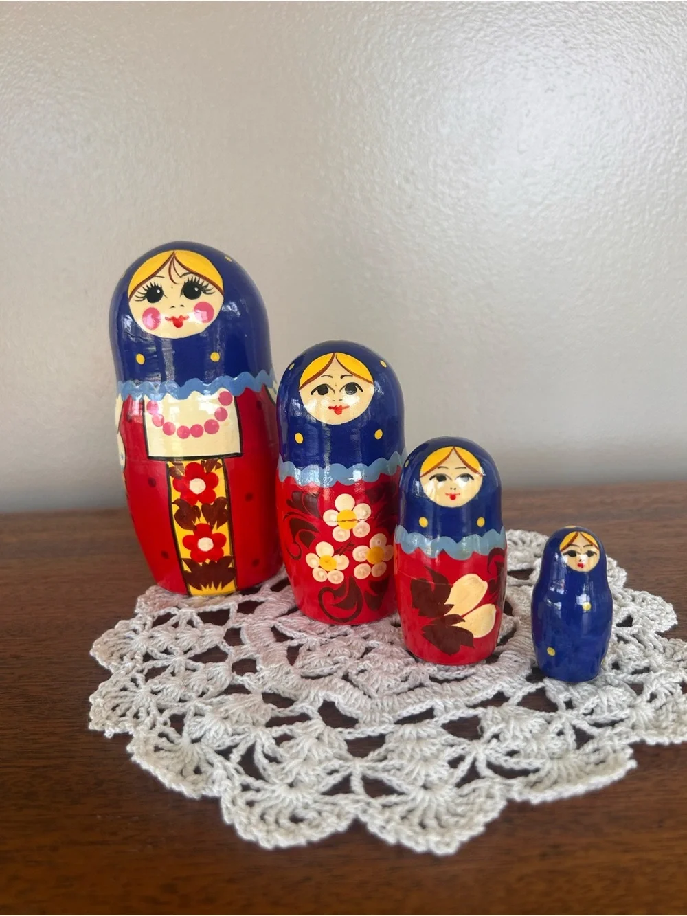Hand-Painted Red & Blue Russian Nesting Dolls – Set of 4